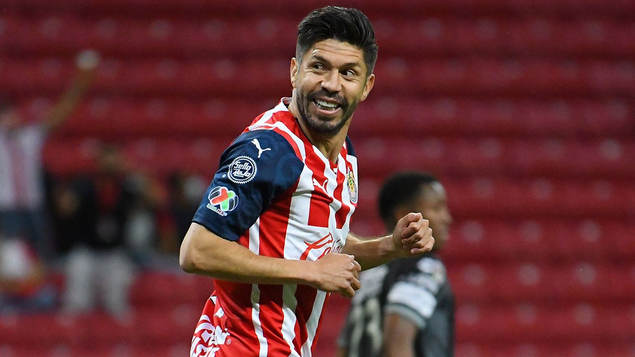 Se terminó la inexplicable historia de Oribe Peralta en Chivas