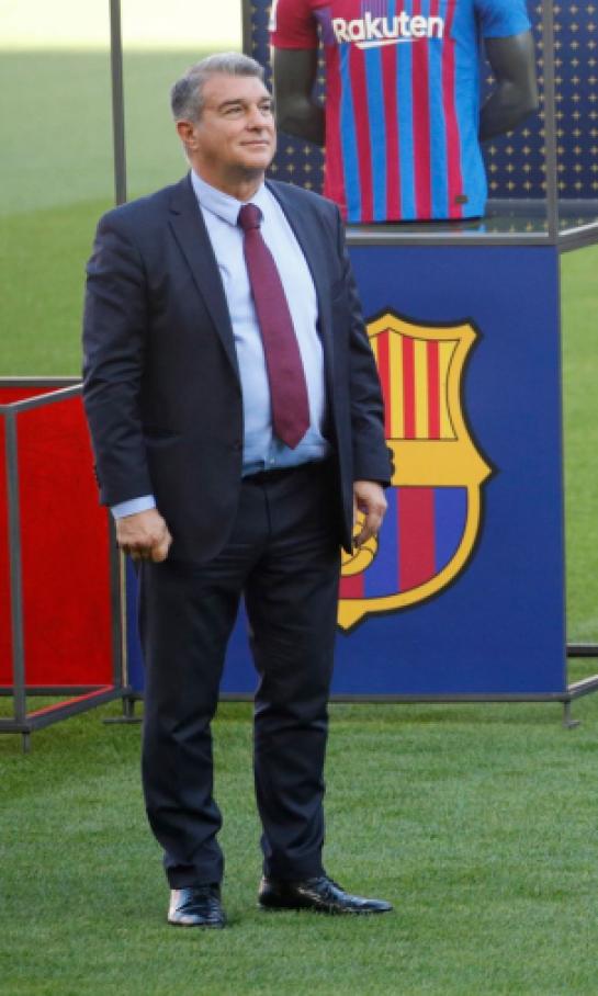 Barcelona se habría reunido con el agente de Paul Pogba y Erling Haaland