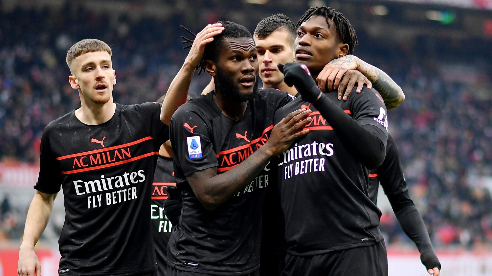 Milan vence a Salernitana y presiona a Napoli para recuperar el liderato de la Serie A