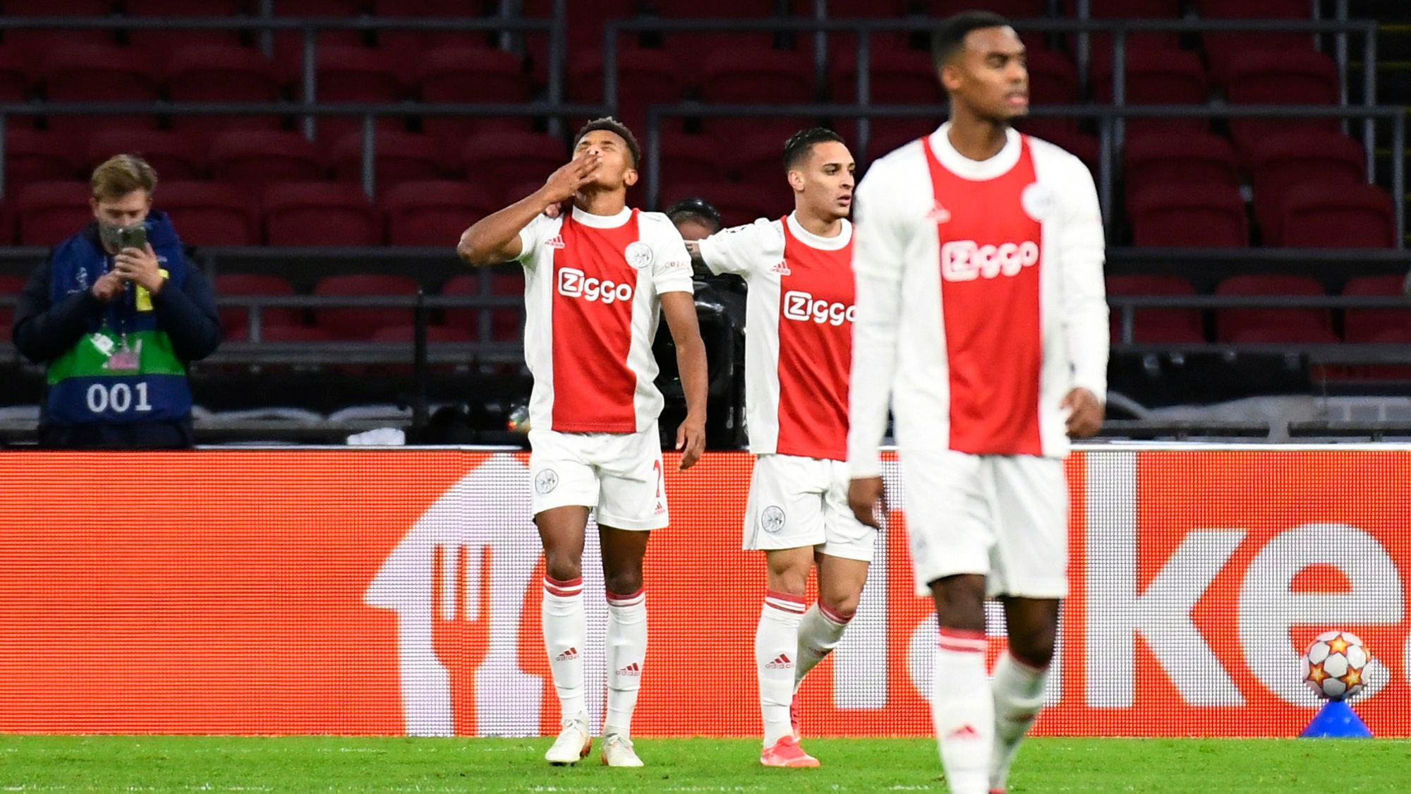 Histórico triunfo de Ajax en la Champions League sobre Sporting