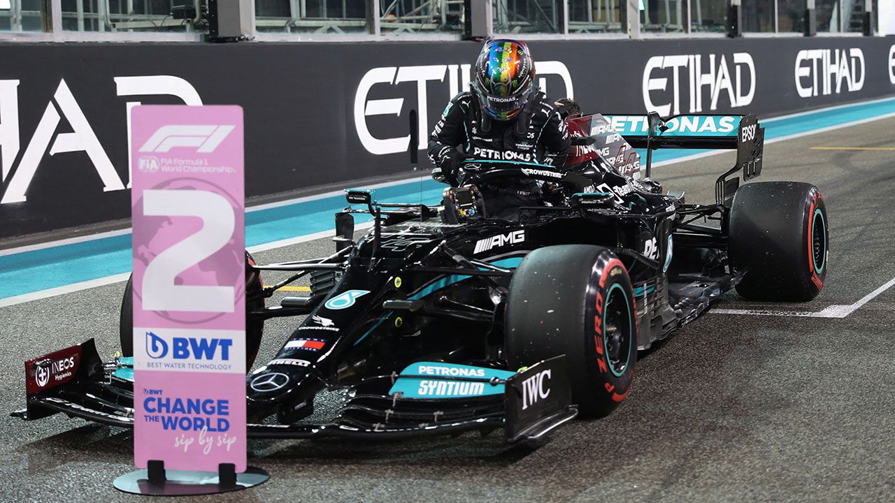 Max Verstappen ganó la 'Pole Position' en Abu Dhabi y Red Bull acecha