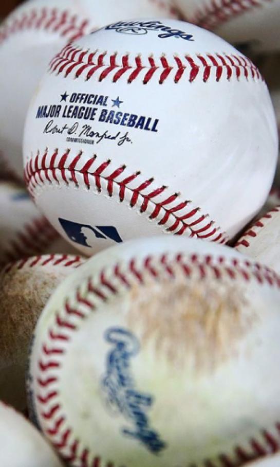 Pelotas y bates en pausa, llegó el cierre patronal a MLB