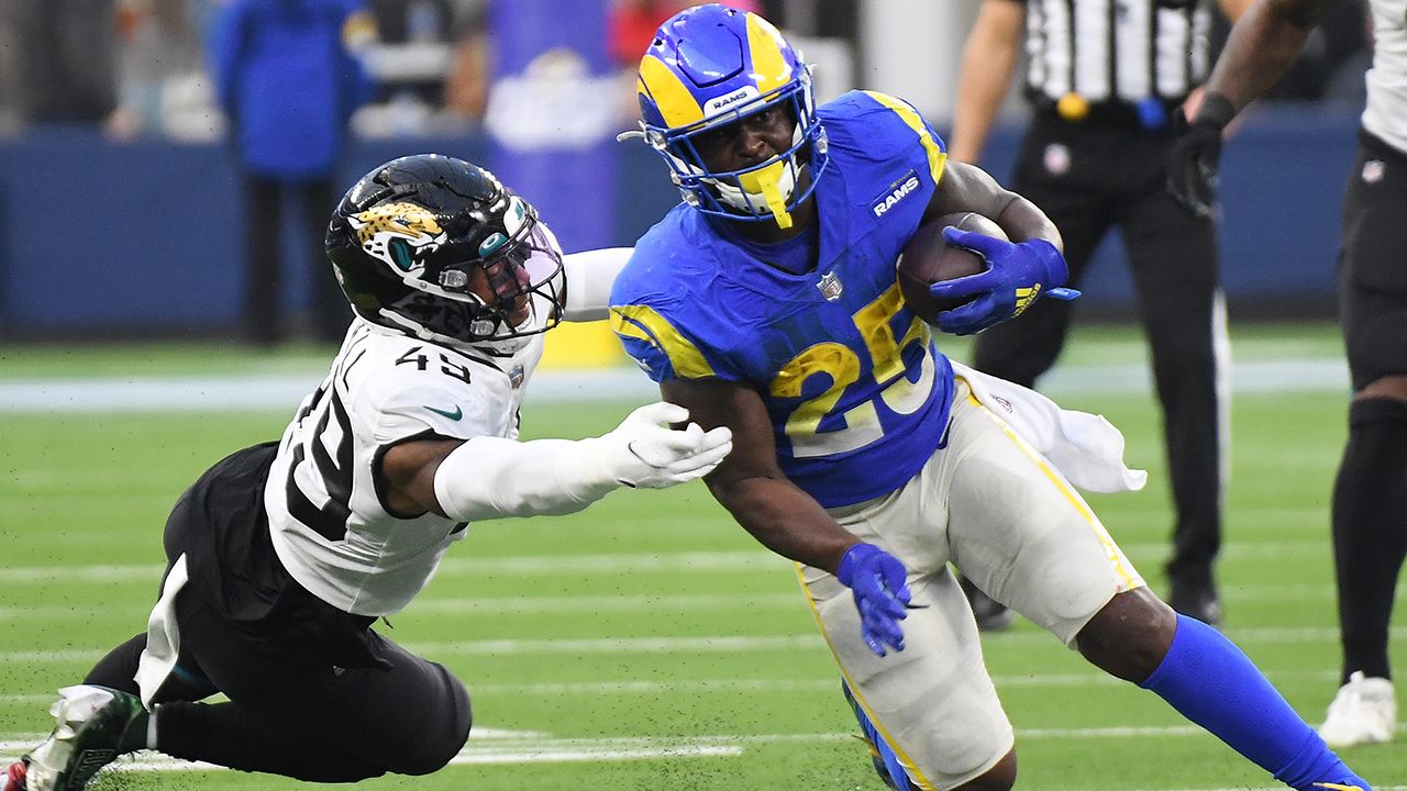Los Angeles Rams 37-7 Jacksonville Jaguars