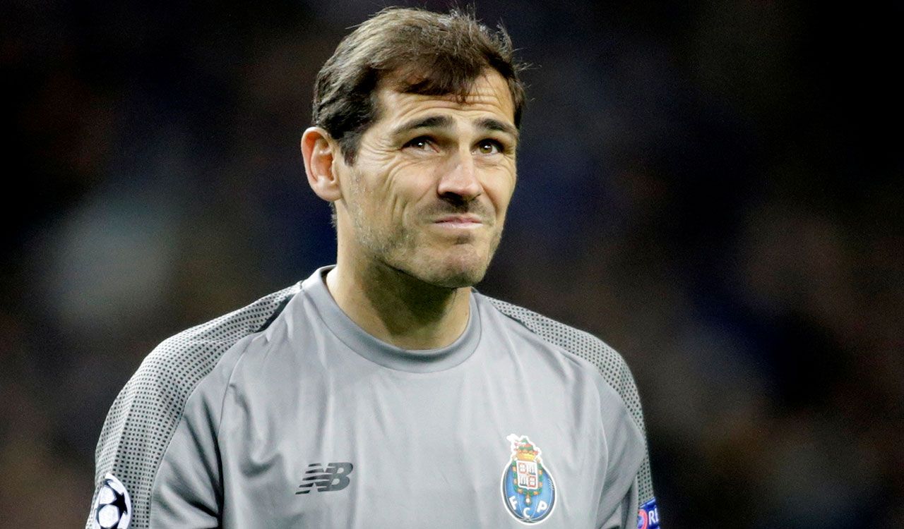 Iker Casillas (Ex Real Madrid): Un verdadero placer haber competido contra ti Sergio Agüero. odo lo mejor en esta nueva etapa que hoy empiezas. Abrazo fuerte!”