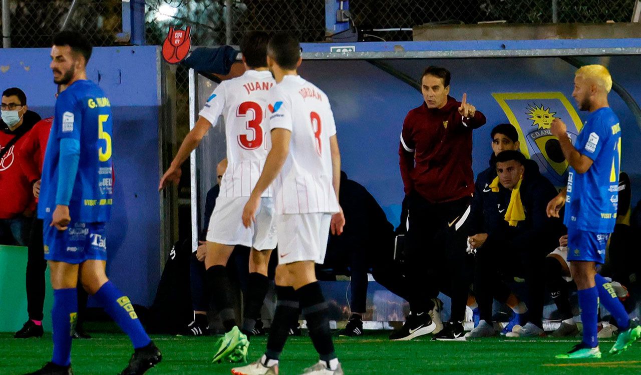 Sevilla, rezando, y con problemas en la Copa del Rey