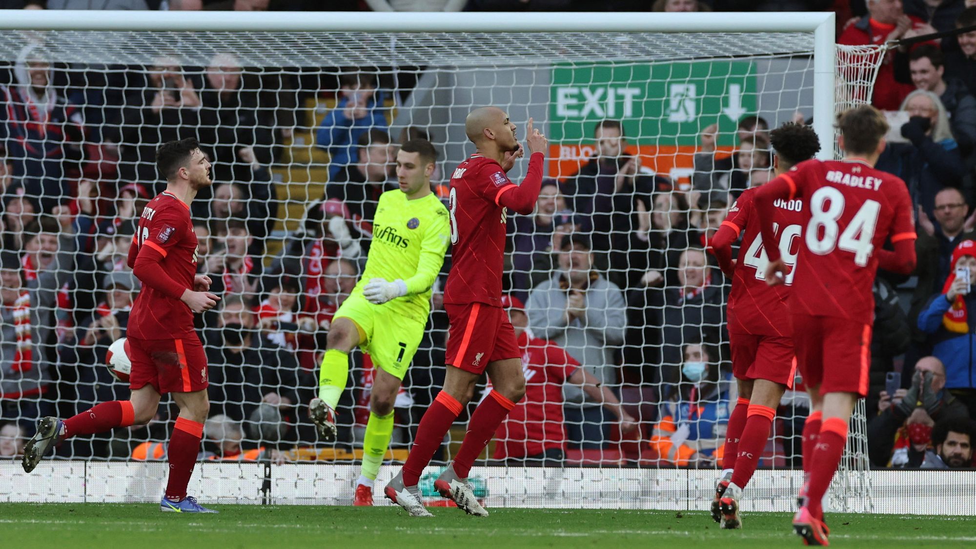 Liverpool dio un paso a la siguiente ronda de la FA Cup tras derrotar a Shrewsbury Town