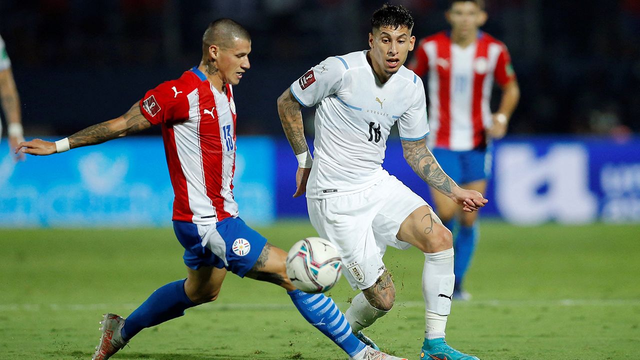 Uruguay ganó en Paraguay con el sello del 'Killer' Luis Suárez