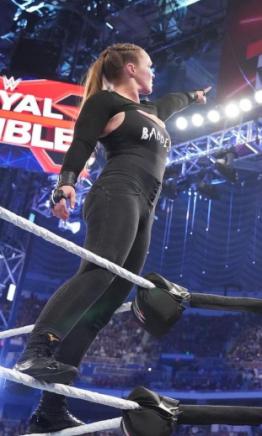 El regreso de Ronda Rousey se robó la noche en Royal Rumble