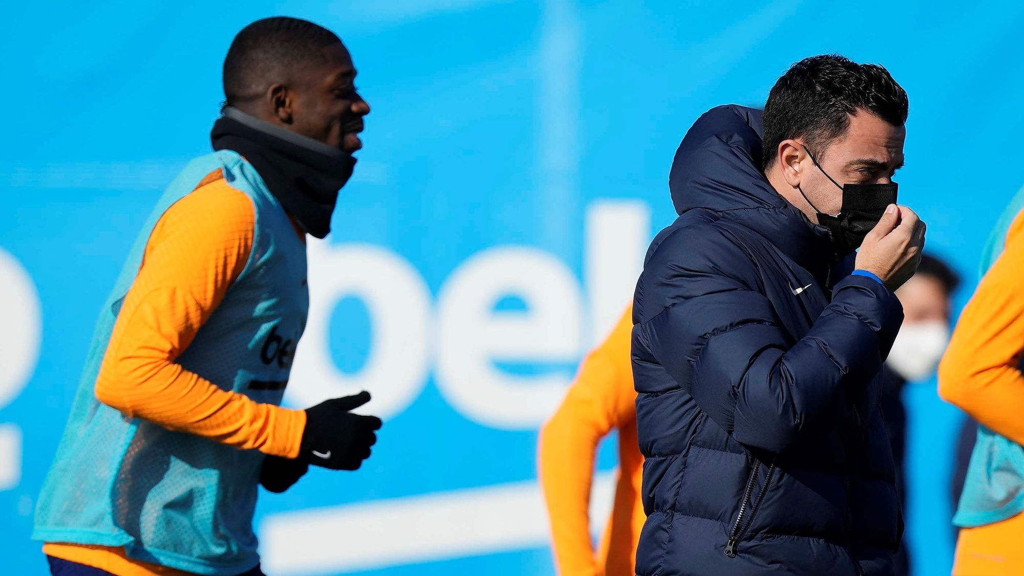 Ousmane Dembélé entrenó con normalidad a las órdenes de Xavi; Barcelona piensa en Alavés