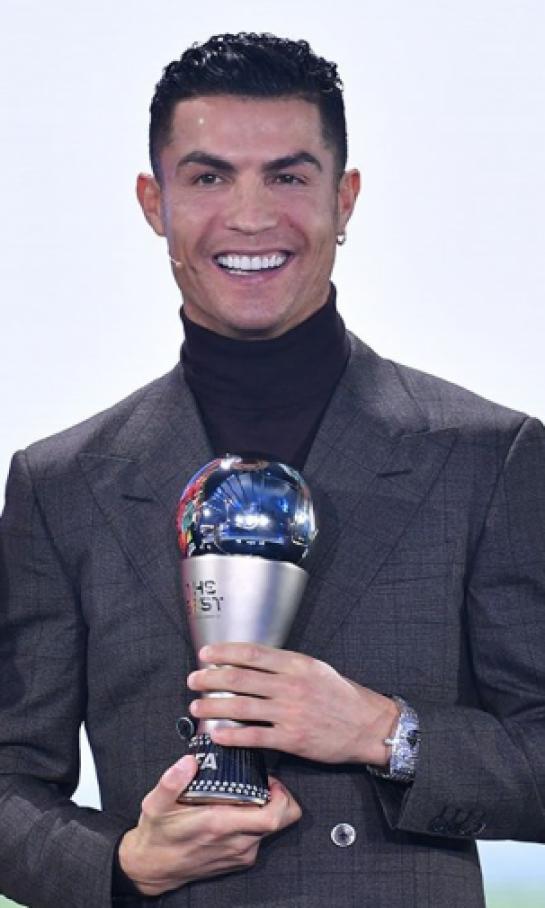 Pelé felicita a los ganadores del premio The Best, en especial a Cristiano Ronaldo
