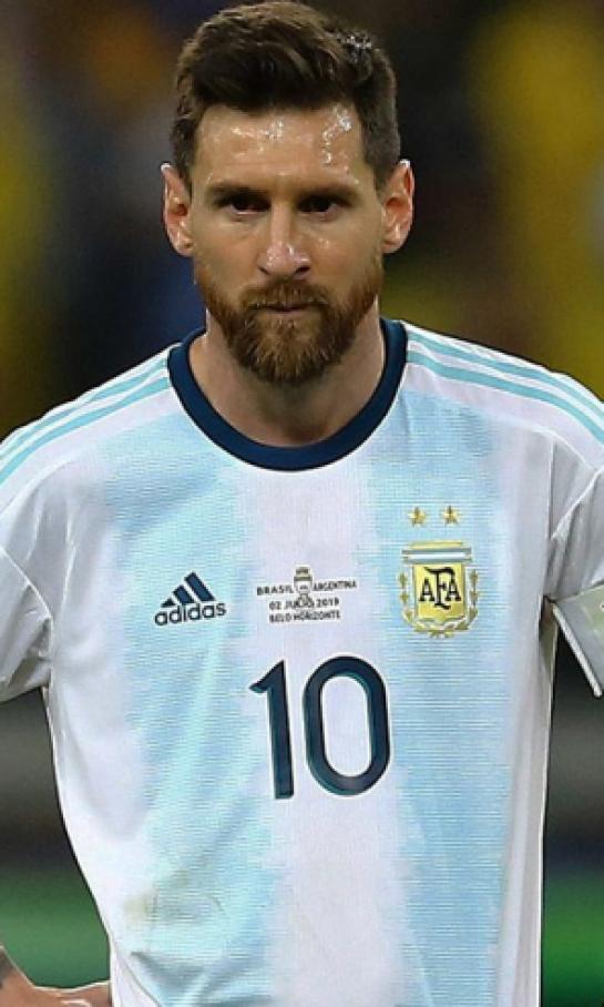 Lionel Messi agradeció al 2021 e insultó "al virus que nunca se termina"
