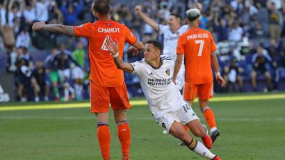 Javier 'Chicharito' Hernández y un gol que alivia