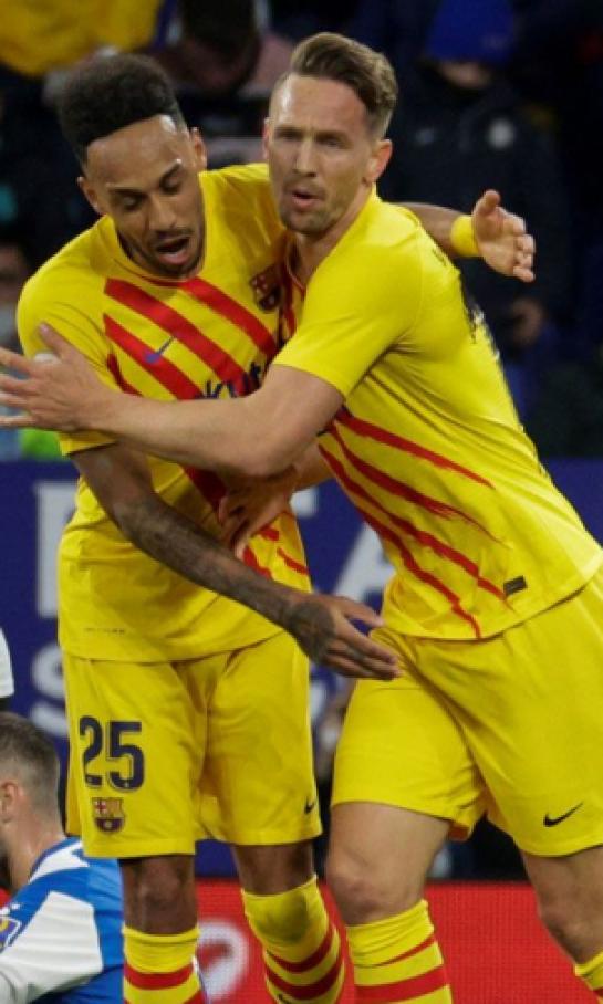Sí, Luuk de Jong rescató a Barcelona y salvó el derbi ante Espanyol