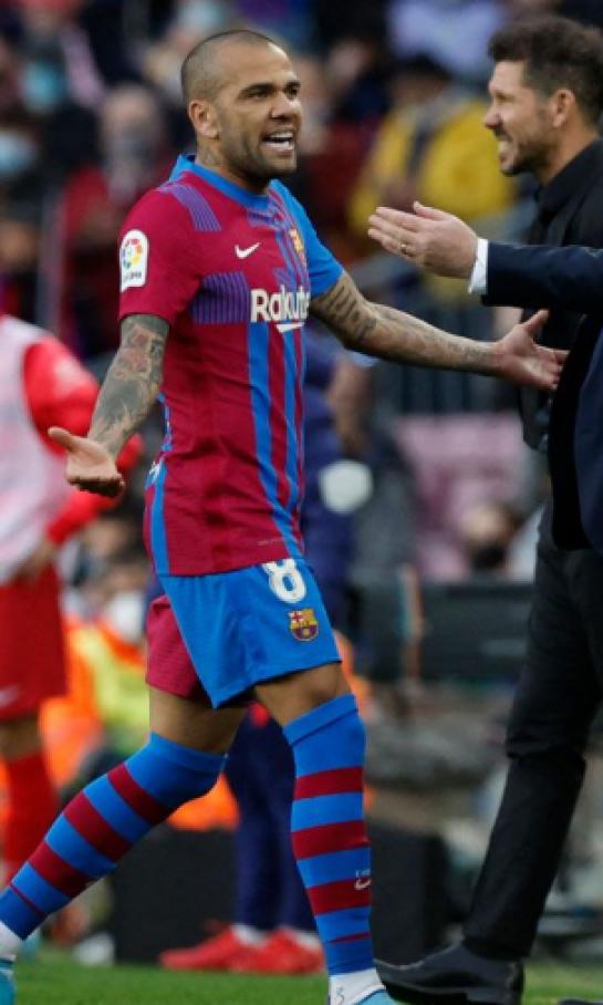 Barcelona conoce la sanción a Dani Alves tras su expulsión ante Atlético de Madrid
