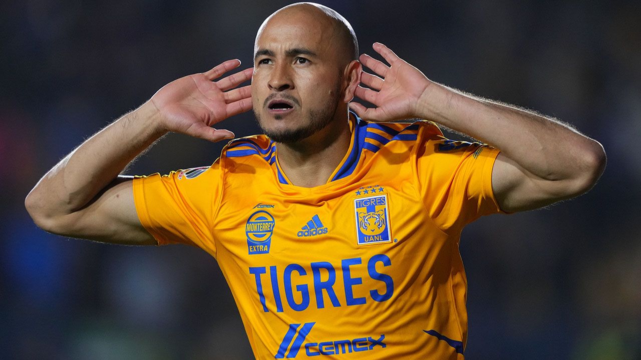 San Luis 1-2 Tigres: Pese a irse abajo con un autogol, el club universitario se levantó con los goles de González (72’) y Gignac (77’) y tras un gran partido de Soteldo, hiló su cuarta victoria consecutiva.