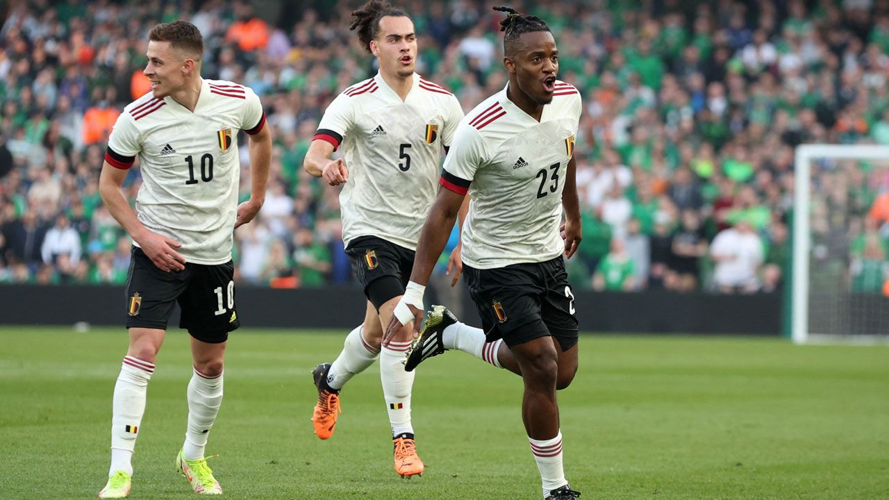 Bélgica e Irlanda empatan en amistoso con un golazo de Chiedozie Ogbene