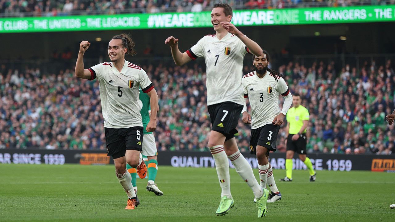 Bélgica e Irlanda empatan en amistoso con un golazo de Chiedozie Ogbene