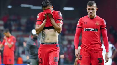 Toluca 1-2 Tijuana: Segunda victoria consecutiva y los ‘Xolos’ al fin han cambiado la cara. Joaquín Montesinos, una de las nuevas figuras de Tijuana, se estrenó como goleador del equipo.