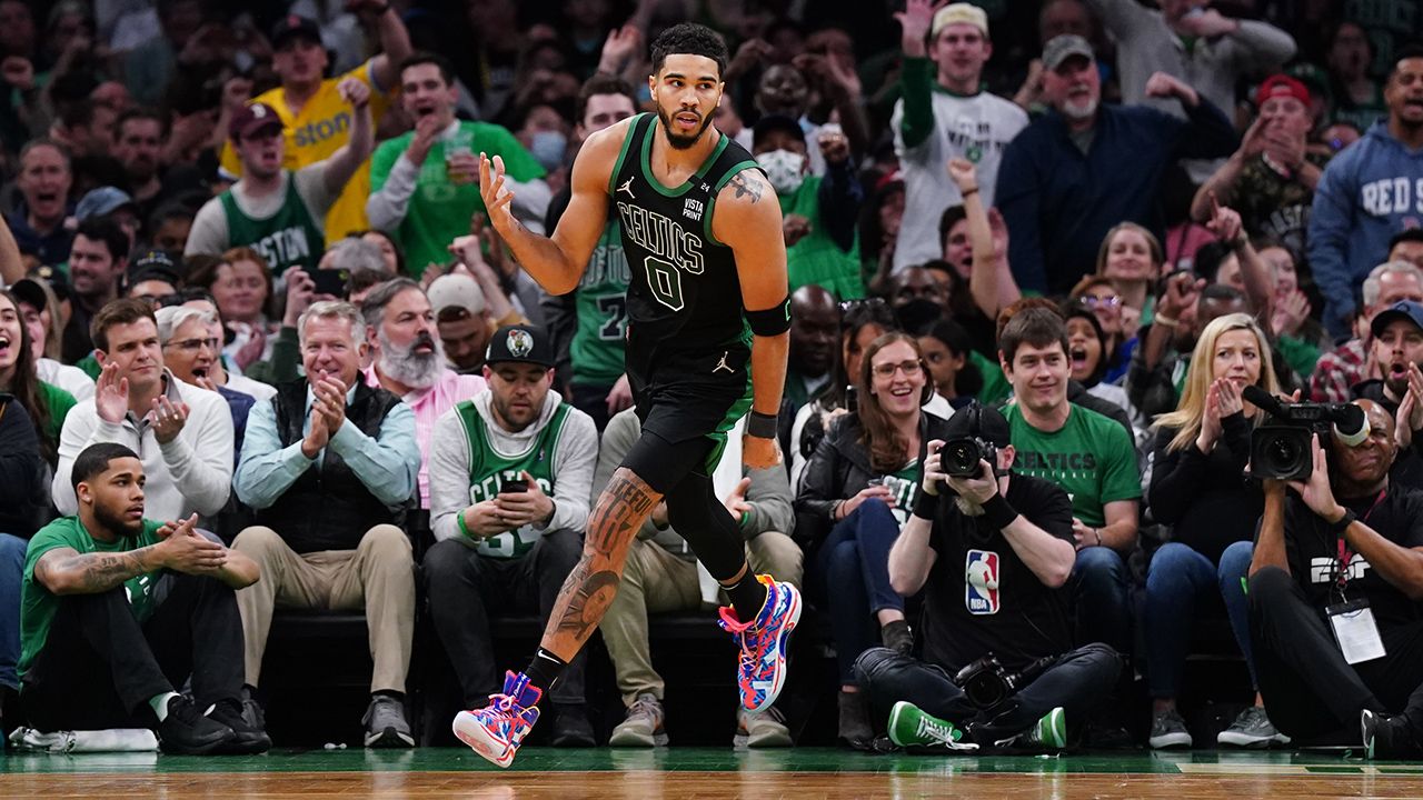 Sobre la hora, Jayson Tatum le dio el triunfo a los Celtics