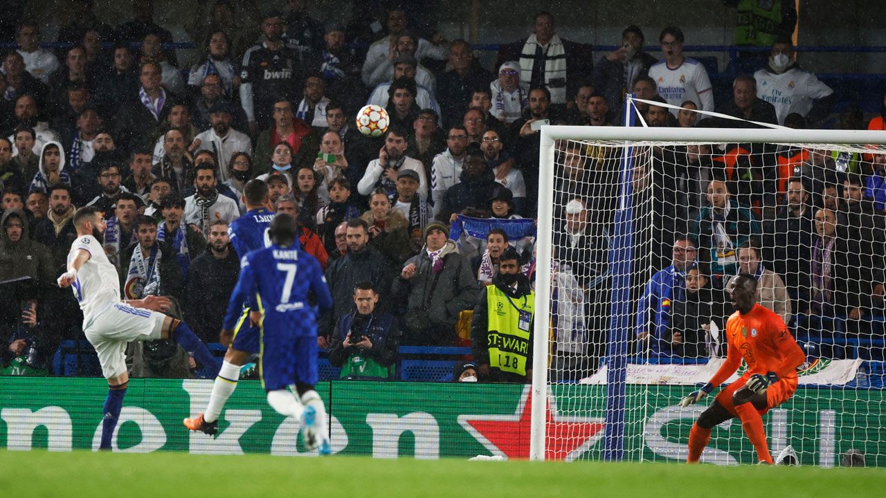 Karim Benzema tiene a Chelsea sobre la lona en la Champions League con un Hat-trick
