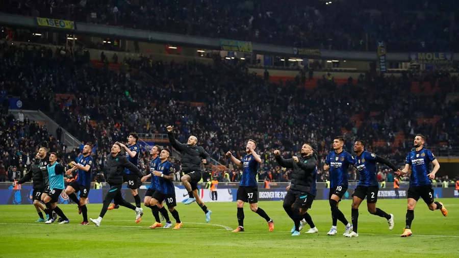 Inter venció a Roma y 'acaricia' el Scudetto