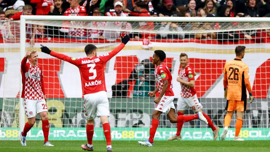 Mainz frenó el festejo del campeón Bayern Munich