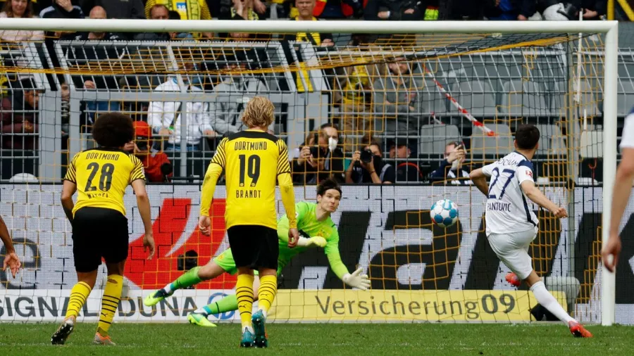 Hat trick de Erling Haaland en la derrota de Dortmund ante Bochum en la Bundesliga