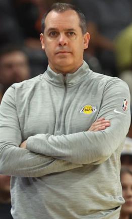 Se veía venir: Frank Vogel ya no es head coach de los Lakers