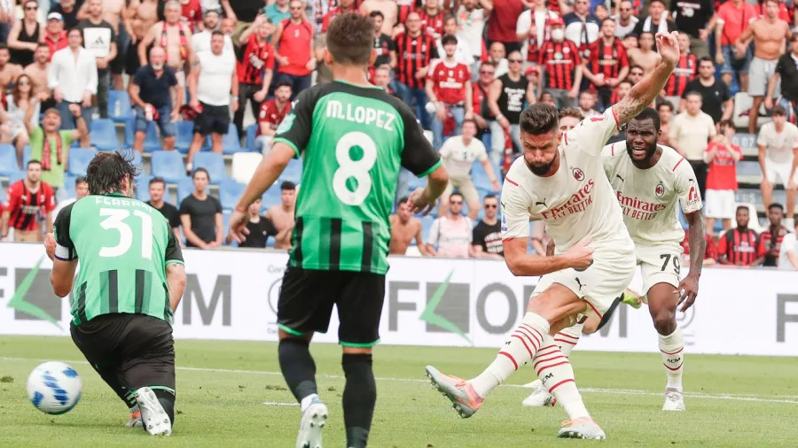 Un doblete de Olivier Giroud termina con la sequía de Milan en la Serie A