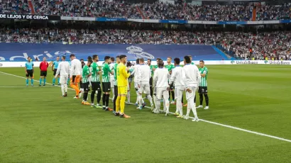 Real Madrid y Betis dieron muestra de cortesía con su doble pasillo