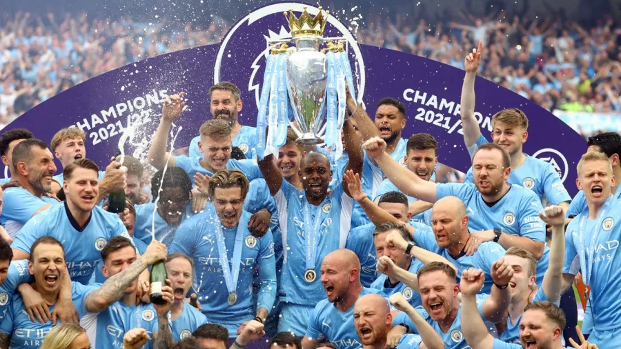 Premier League: Campeón - Manchester City - 93 puntos 