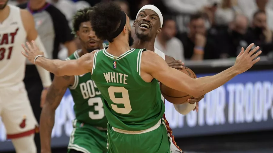 Apareció el poder de los Celtics y ya están en las finales