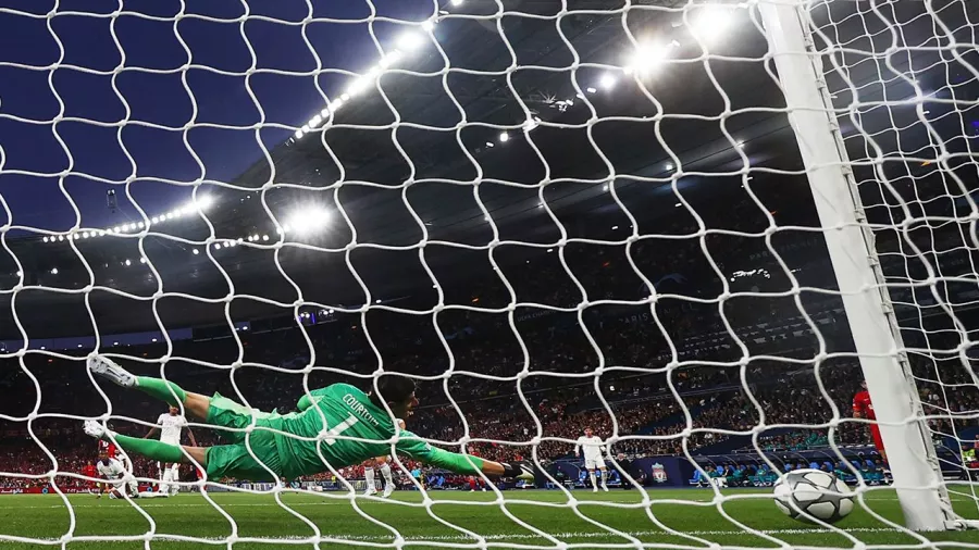 Saluden al héroe del Real Madrid en la final ante Liverpool: Thibaut Courtois