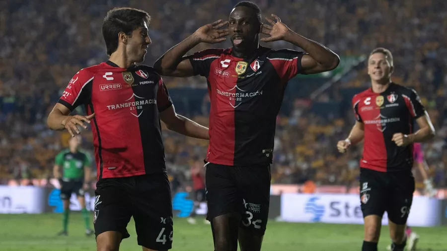 El polémico festejo de Julián Quiñones tras el gol que está liquidando a Tigres