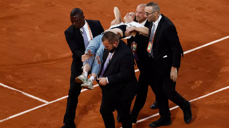 Activista ambiental detuvo las semifinales de Roland Garros