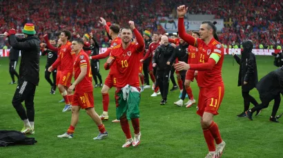 Gareth Bale festejó eufórico la clasificación de Gales a Qatar 2022