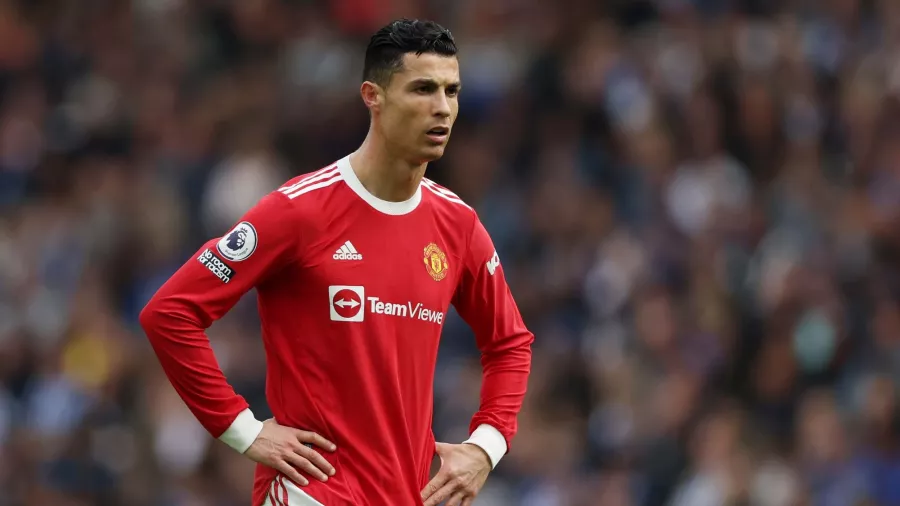 Cristiano Ronaldo: El portugués podría fichar por el Bayern Munich, toda vez que los ‘Bávaros’ necesitarían reforzar a delantera si Robert Lewandowski se marcha.