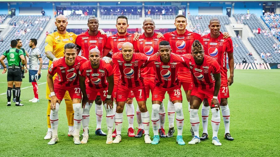 El equipo colombiano no tuvo respuesta ante el doblete de Rodrigo Aguirre y los goles de Gallardo y 'Ponchito' González.