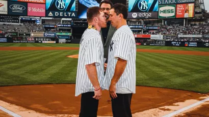 'Canelo' Álvarez y Gennady Golovkin cantaron 'playball' en Yankee Stadium