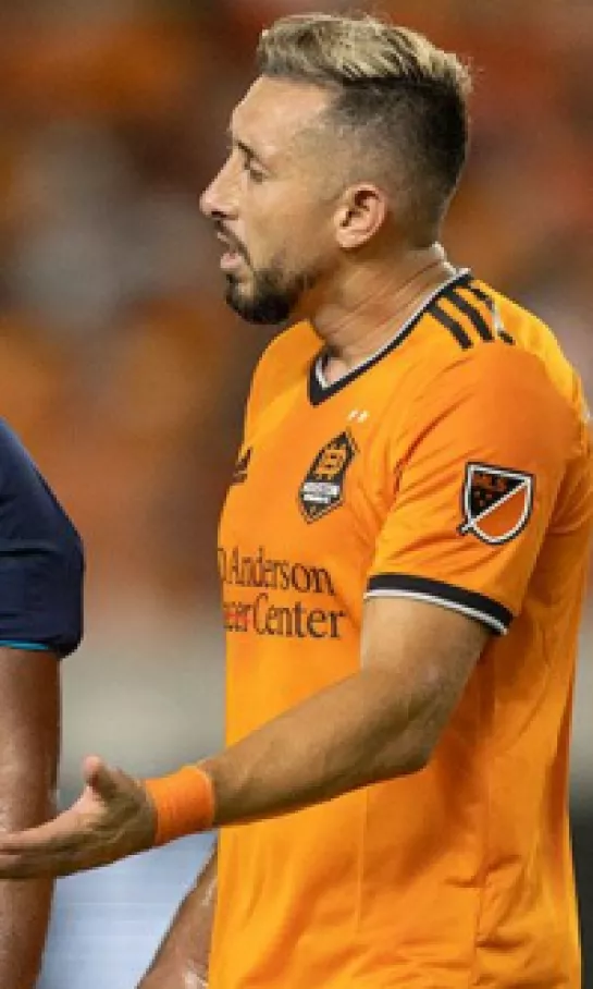 Héctor Herrera brilla en su debut en la MLS