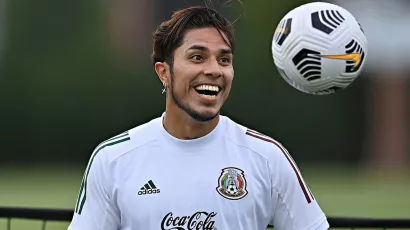 Carlos Salcedo ya está en Juárez y soñando con Qatar 2022