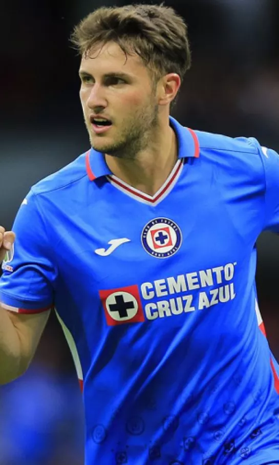 ¿Con cuánto se conformó Cruz Azul para dejar ir a Santiago Giménez al Feyenoord?