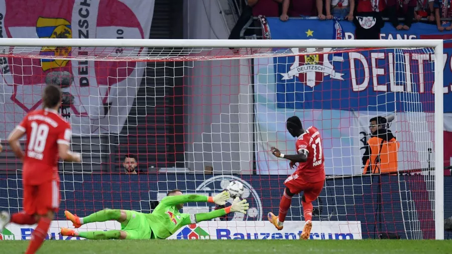 Sadio Mané marcó su primer gol oficial con Bayern Munich
