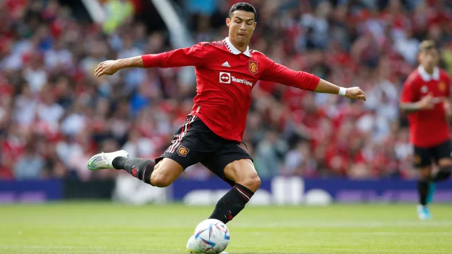 Cristiano Ronaldo volvió a Manchester United como titular ante Rayo Vallecano
