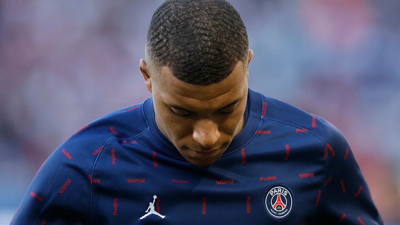 Kylian Mbappé no estará en el arranque de la Ligue 1 por lesión