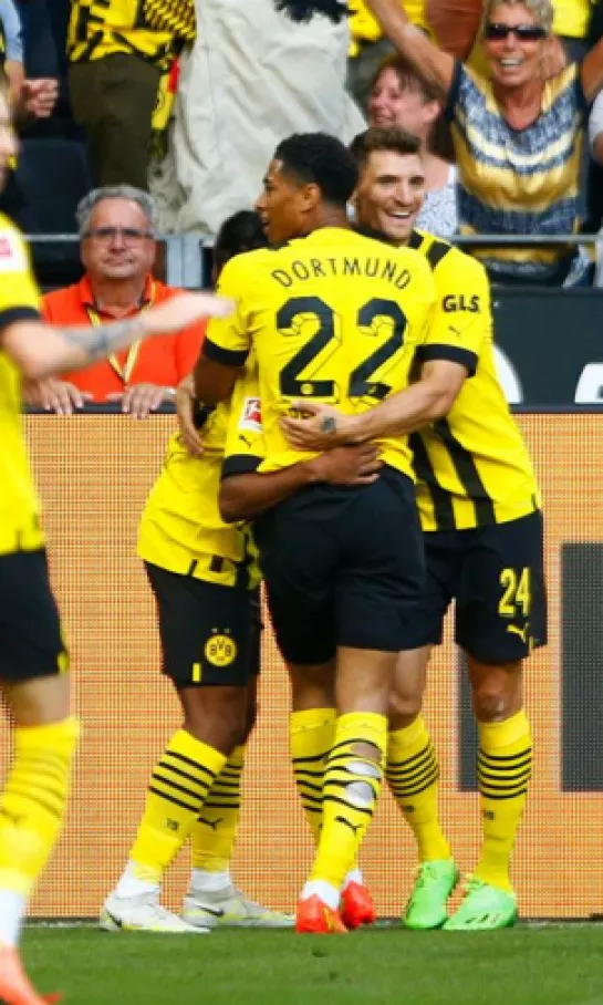 Borussia Dortmund superó a Bayer Leverkusen e inició la Bundesliga con triunfo