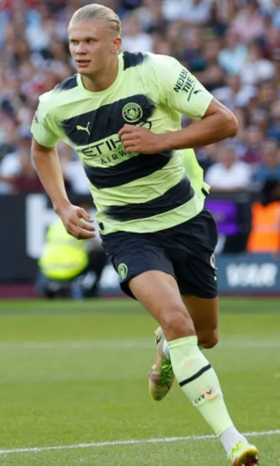 Erling Haaland ya le da victorias a Manchester City en la Premier League