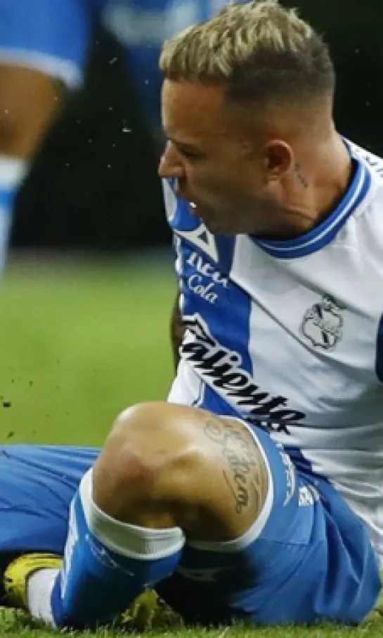 Gustavo Ferrareis y la lesión más escalofriante que se ha visto en el estadio de Chivas