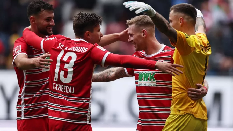 Augsburg suma 9 puntos, tres triunfos y cuatro derrotas