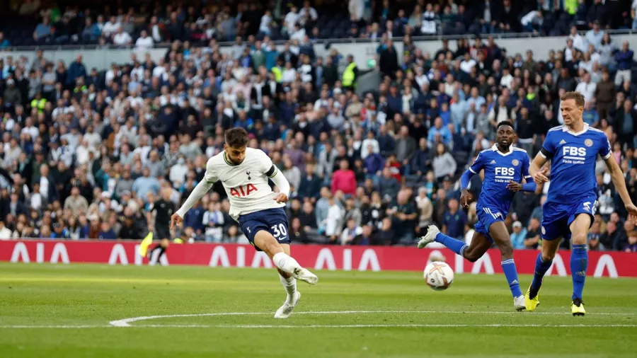 Rodrigo Betancur encaminó el triunfo de Tottenham 